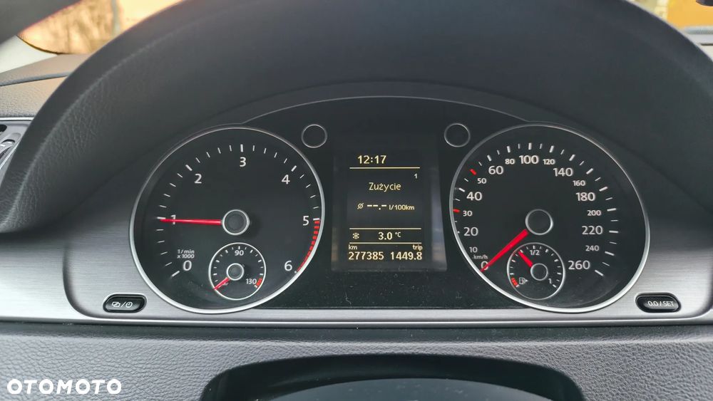 Volkswagen Passat 2.0 TDI BlueMotion Technology Comfortline - 7