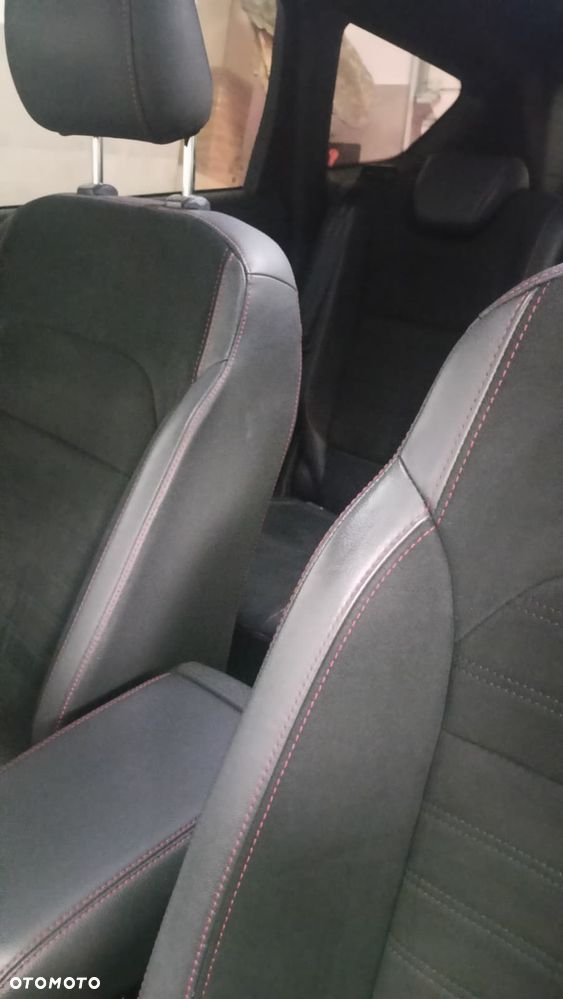 Ford Kuga - 17