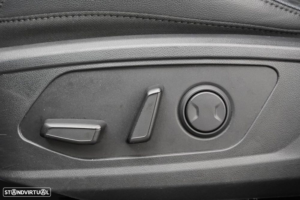 Hyundai Tucson 1.6 CRDi Vanguard DCT - 21