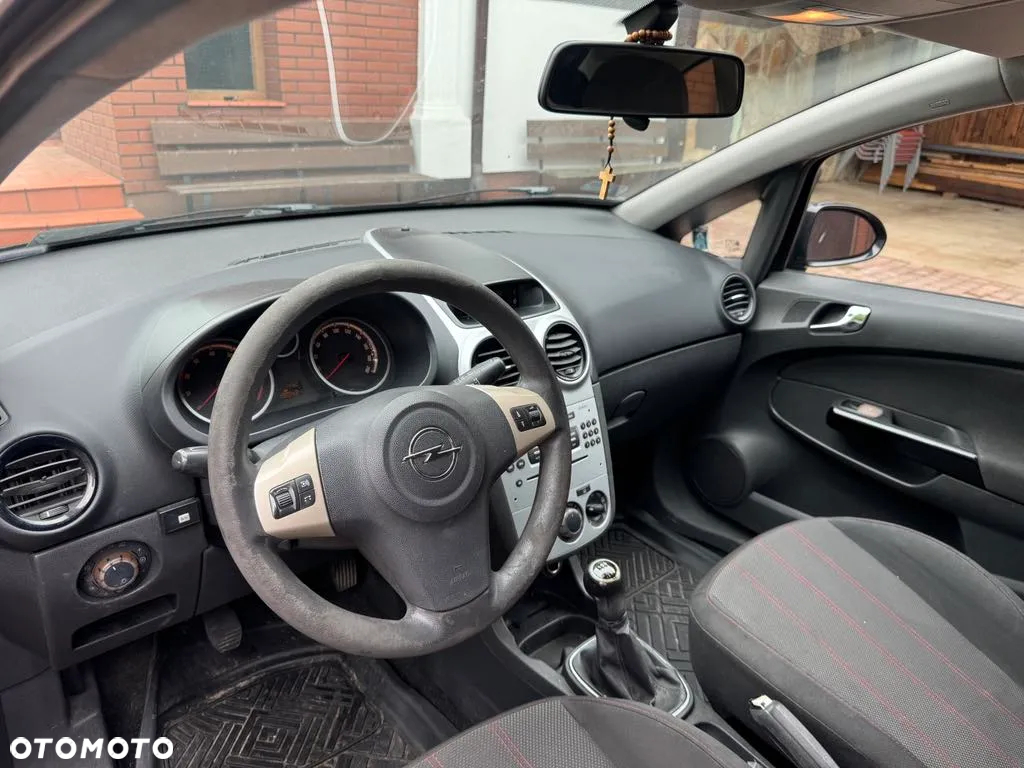 Opel Corsa 1.2 16V Cosmo - 7