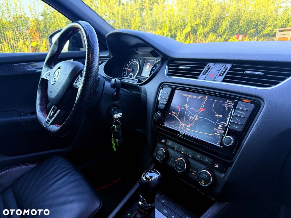 Skoda Octavia 2.0 TDI SCR 4x4 RS DSG - 10