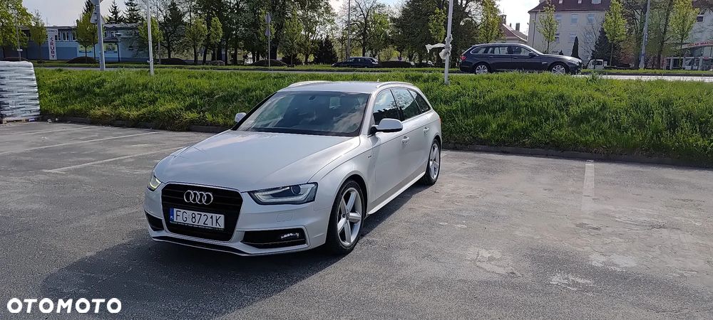 Audi A4 Avant 2.0 TDI DPF S line Sportpaket - 13