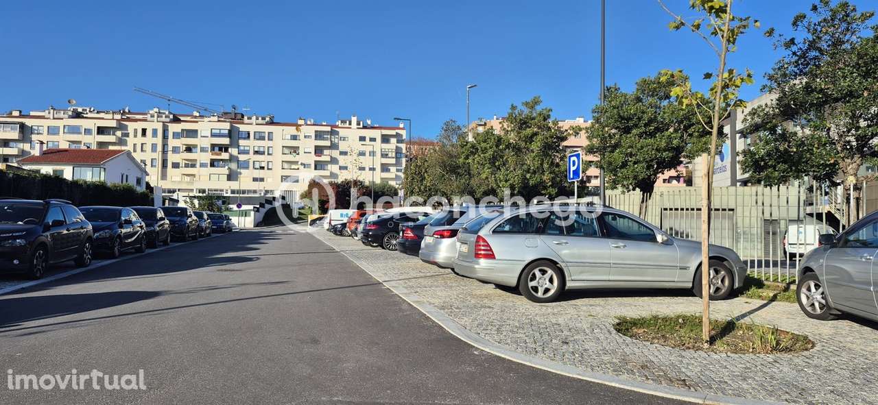 Loja T0 Arrendamento em Barcelos, Vila Boa e Vila Frescainha (São Mart - Grande imagem: 3/9