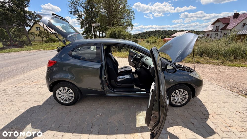 Mazda 2 - 5