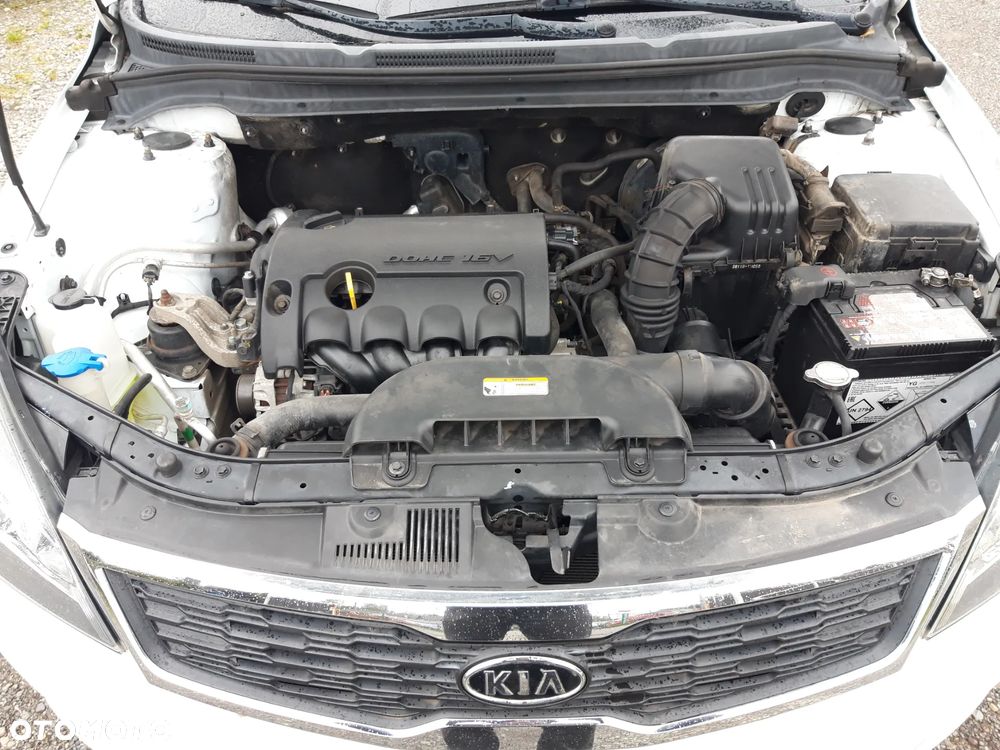 Kia Ceed 1.4 CVVT Attract - 11
