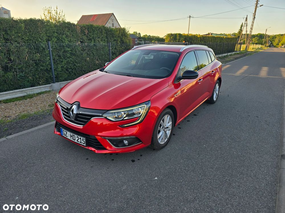 Renault Megane TCe 140 GPF LIMITED - 2