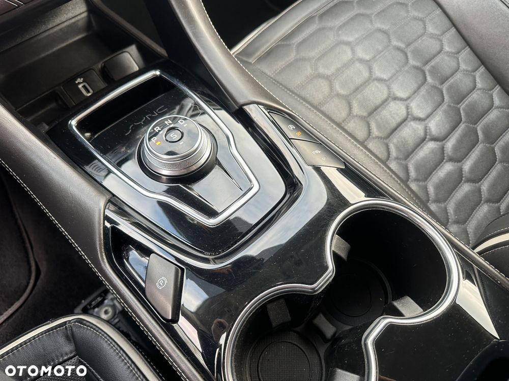 Ford Mondeo 2.0 EcoBlue Vignale AWD - 28