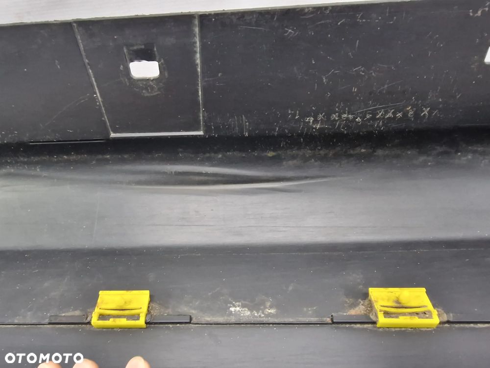 BMW E90 / E91 05- PRAWA LISTWA PROGOWA / NAKŁADKA PROGU , NR 5171-7062298 , NR AUKCJI PR433 - 18