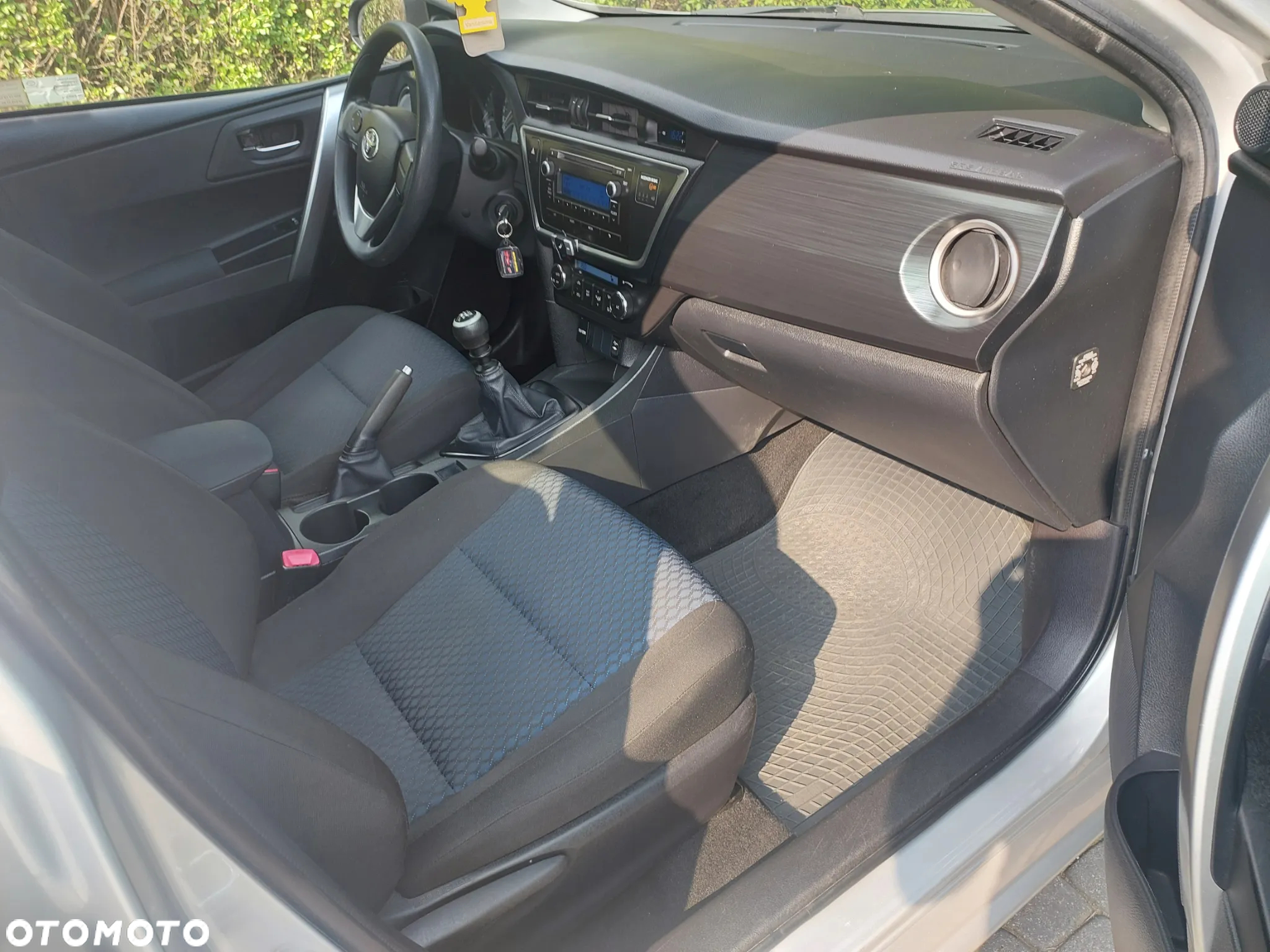 Toyota Auris 1.6 Dynamic - 12