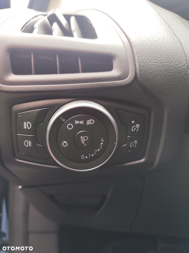 Ford Focus 1.5 EcoBoost Trend ASS - 25