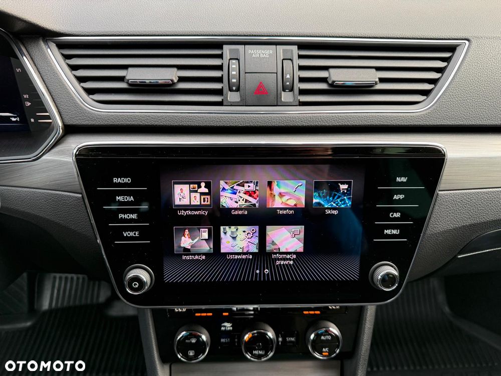 Skoda Superb 1.5 TSI Style DSG - 24