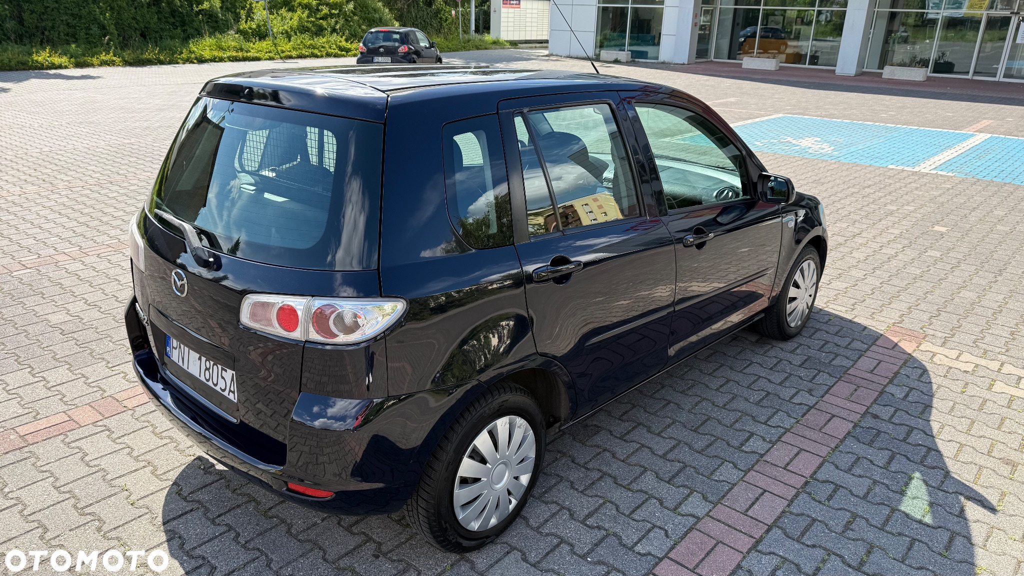Mazda 2 - 16