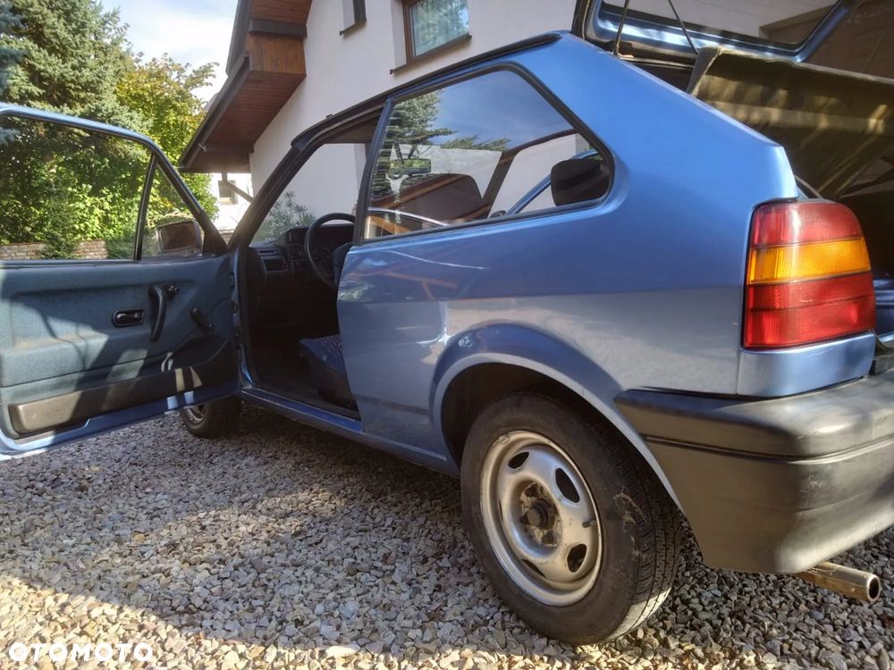 Volkswagen Polo Coupe 1.3 CL - 8