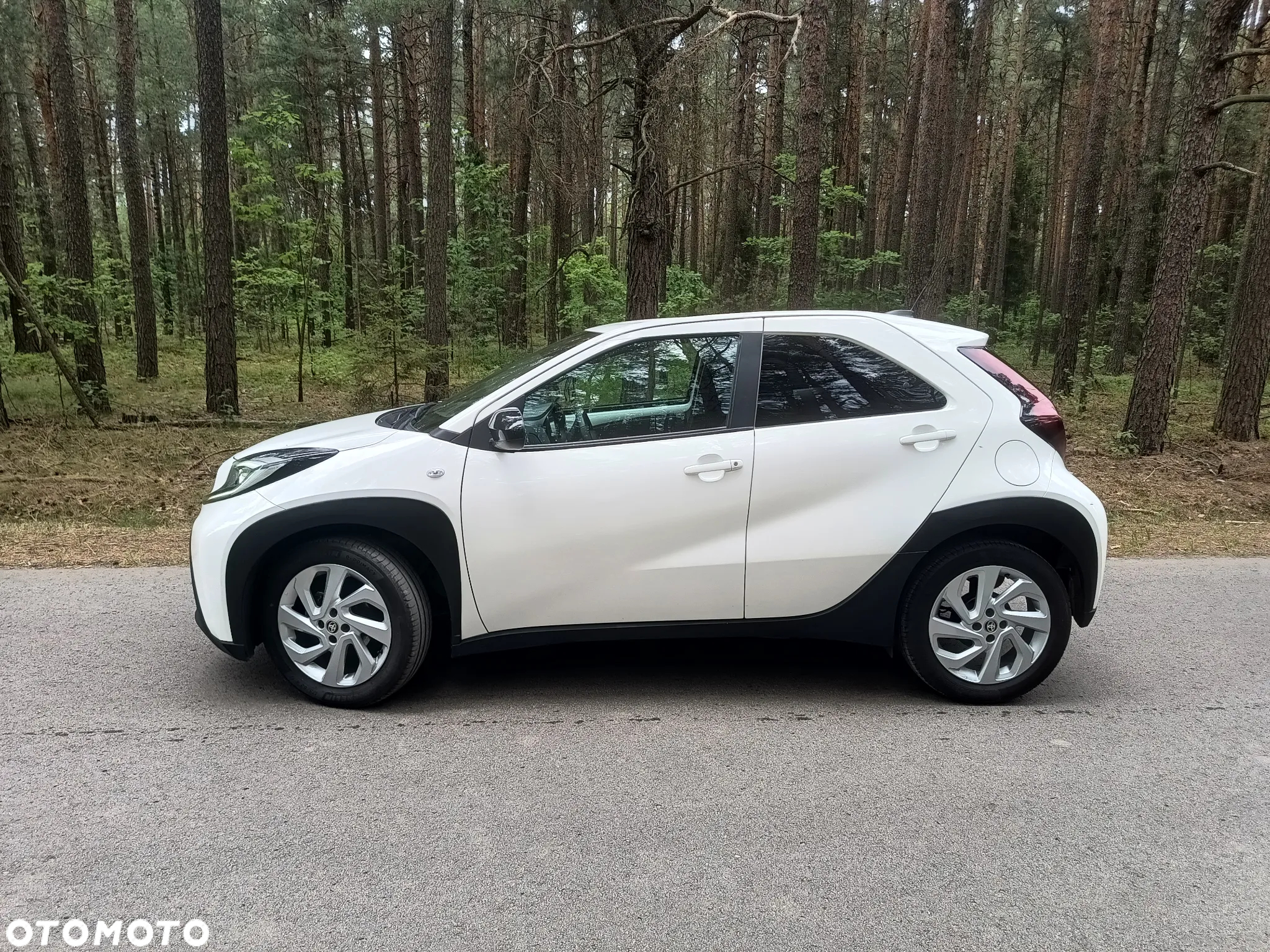 Toyota Aygo X 1.0 VVT-i Executive CVT - 2