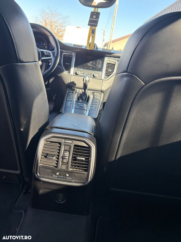 Porsche Macan Standard - 7