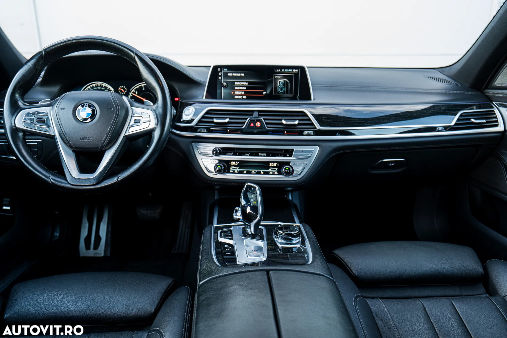 BMW Seria 7 740d xDrive - 30