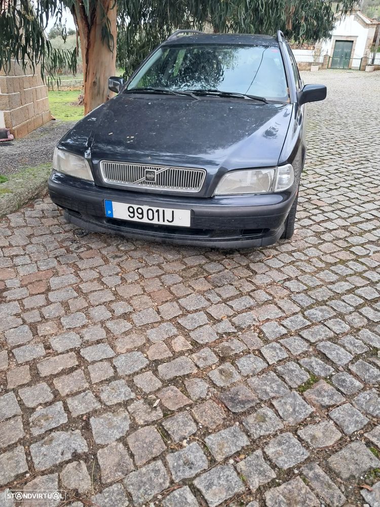 Volvo V40 1.9 TD - 1