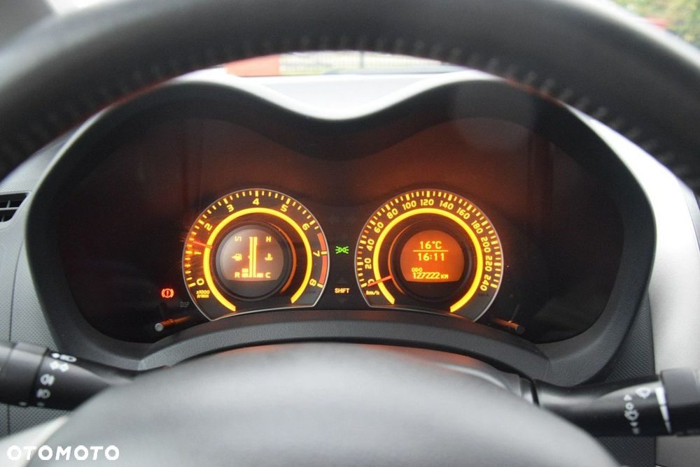 Toyota Auris 1.6 VVT-i Team - 17