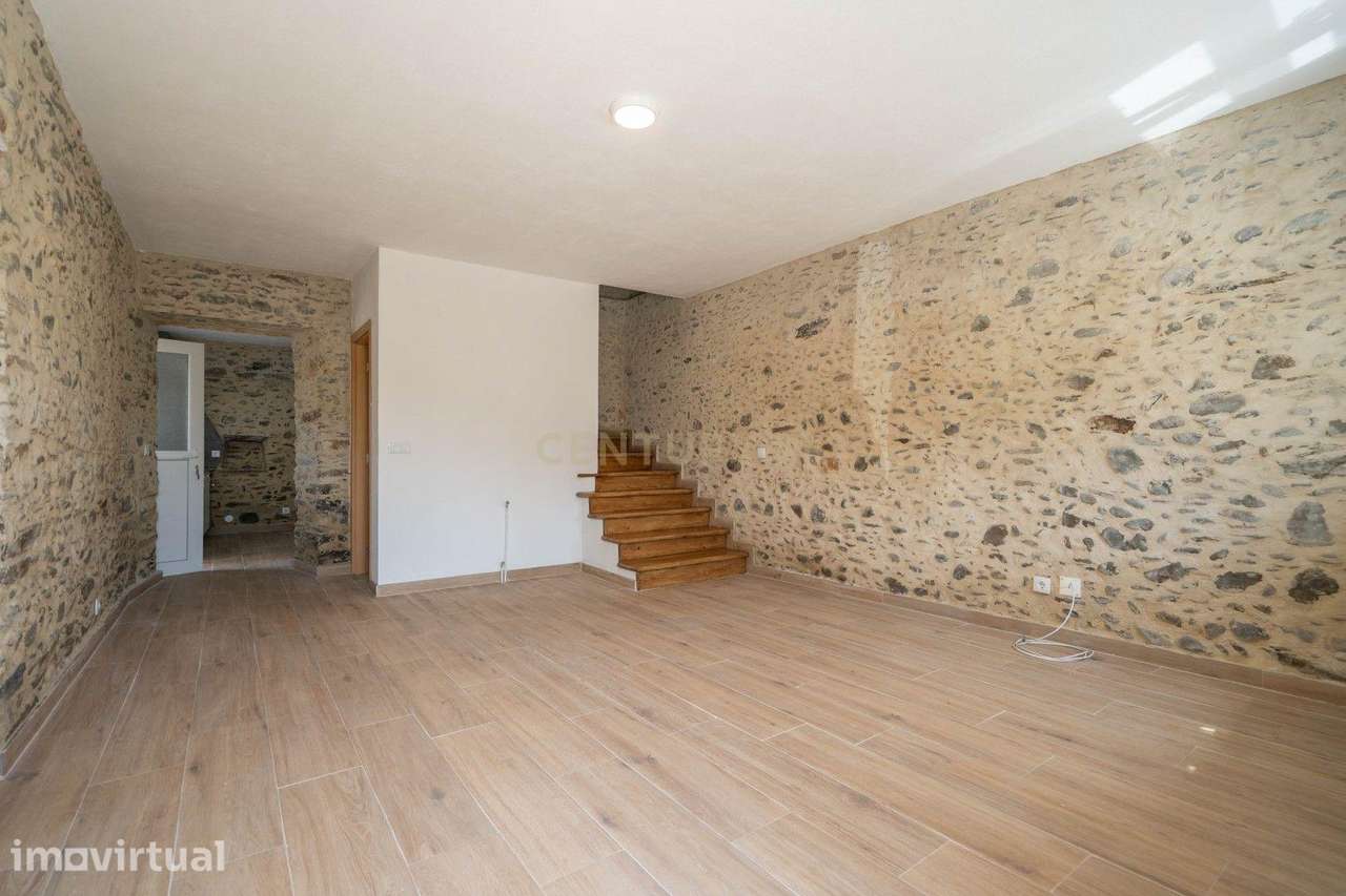Casa Renovada em Lousã - Oportunidade Única! - Grande imagem: 3/60
