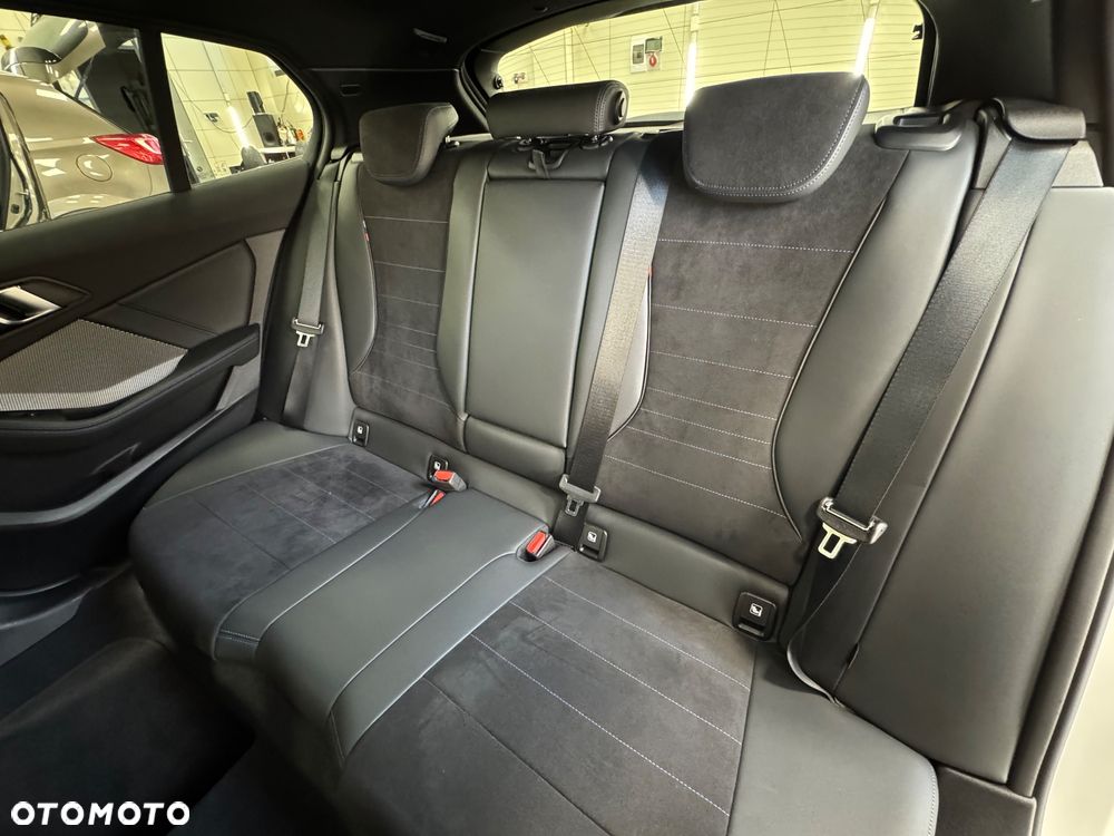 BMW Seria 1 M135 xDrive - 16