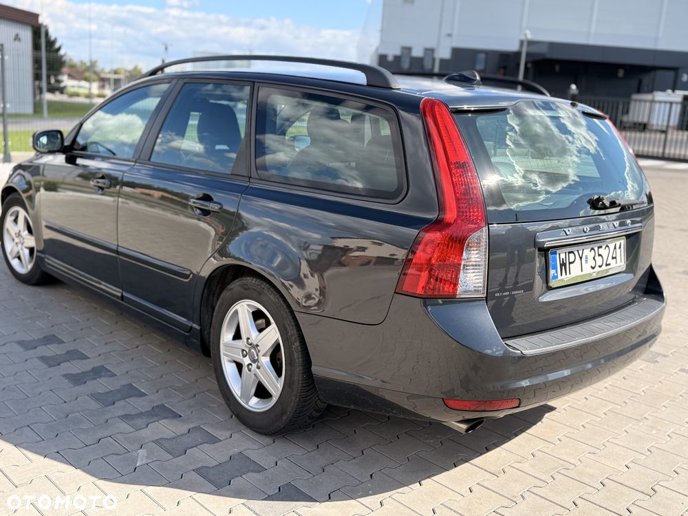 Volvo V50 D5 Summum - 7