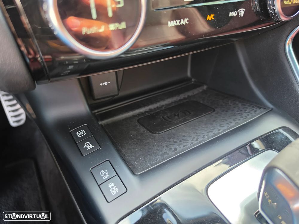 Jaguar E-Pace 1.5 P300e R-Dynamic HSE AWD Aut. - 16