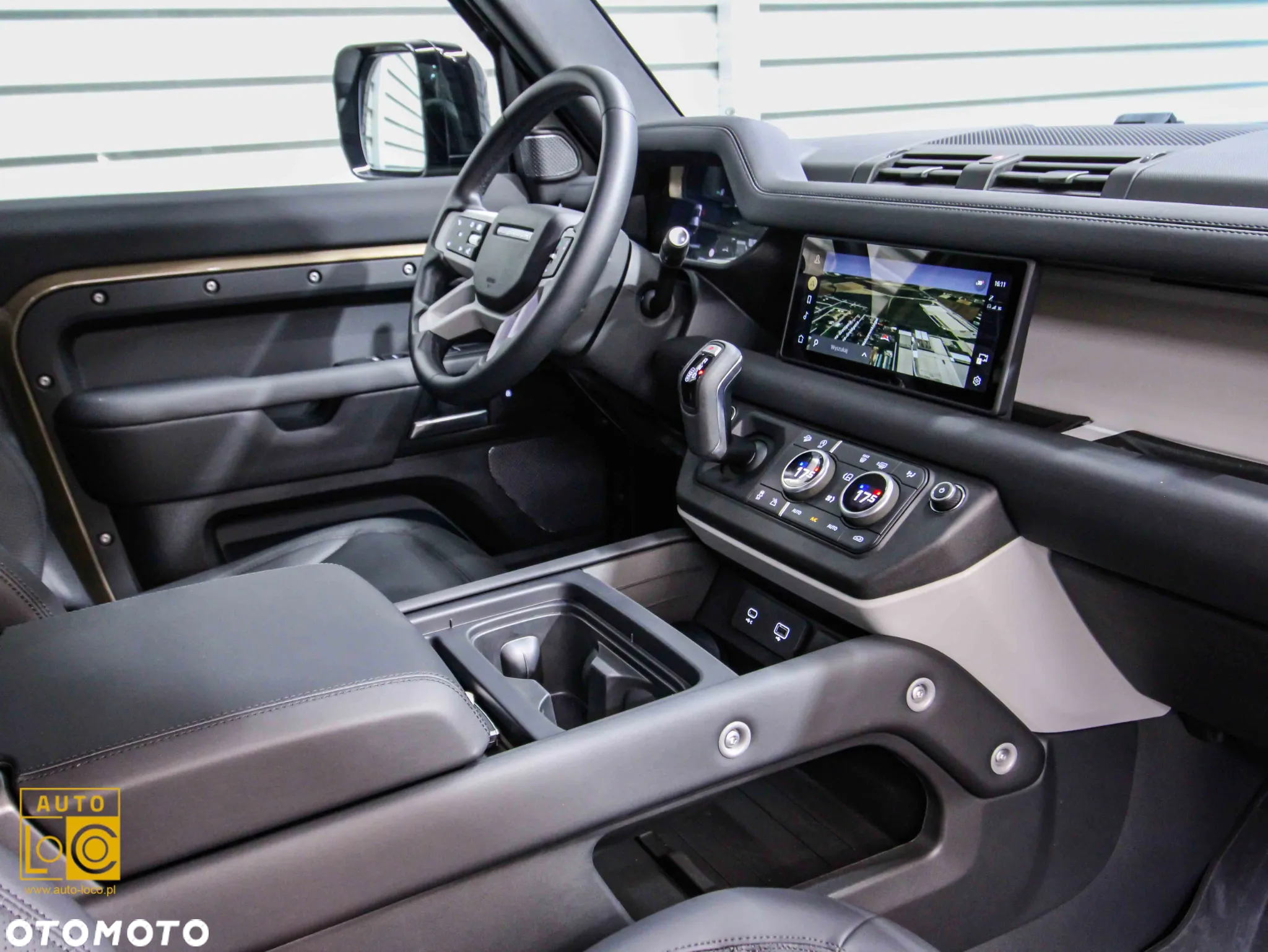 Land Rover Defender 110 2.0 P300 X-Dynamic HSE - 15