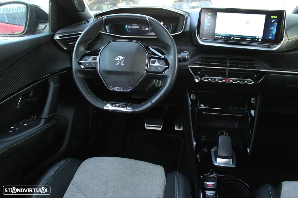 Peugeot e-2008 50 kWh GT - 48