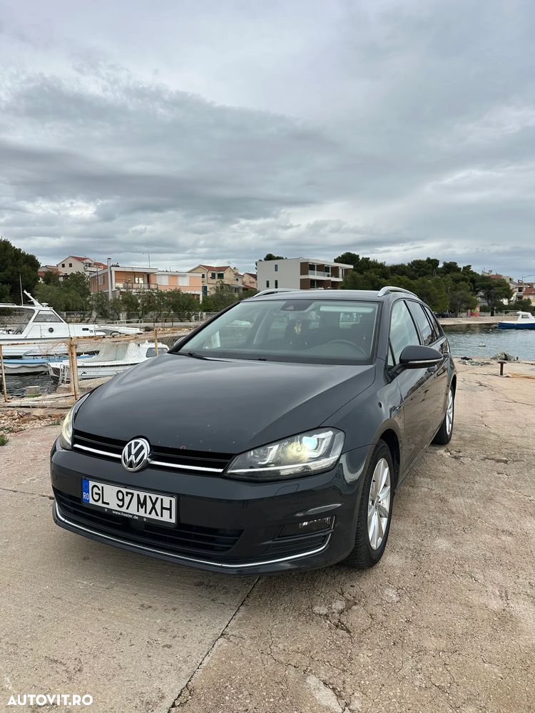 Volkswagen Golf - 5