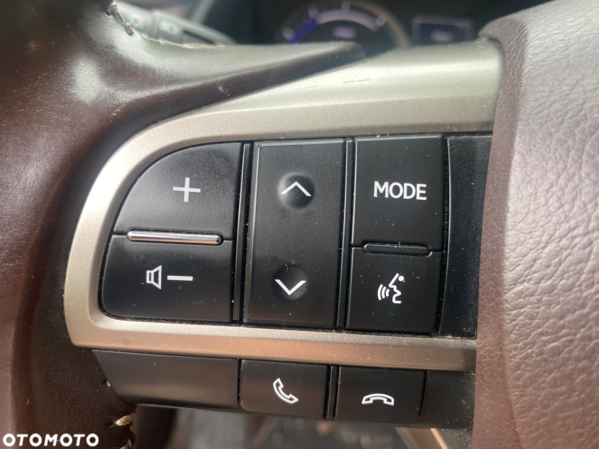 Lexus RX 450h L Prestige - 18