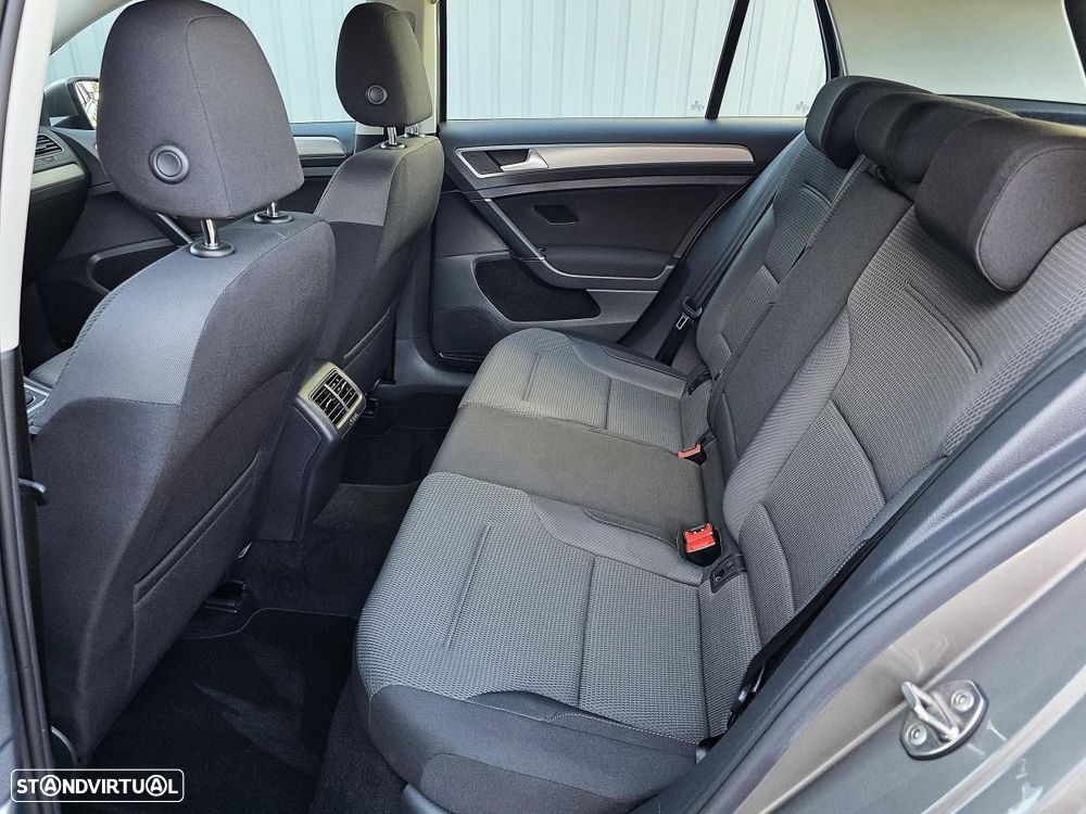 VW Golf 1.6 TDi GPS Edition - 27