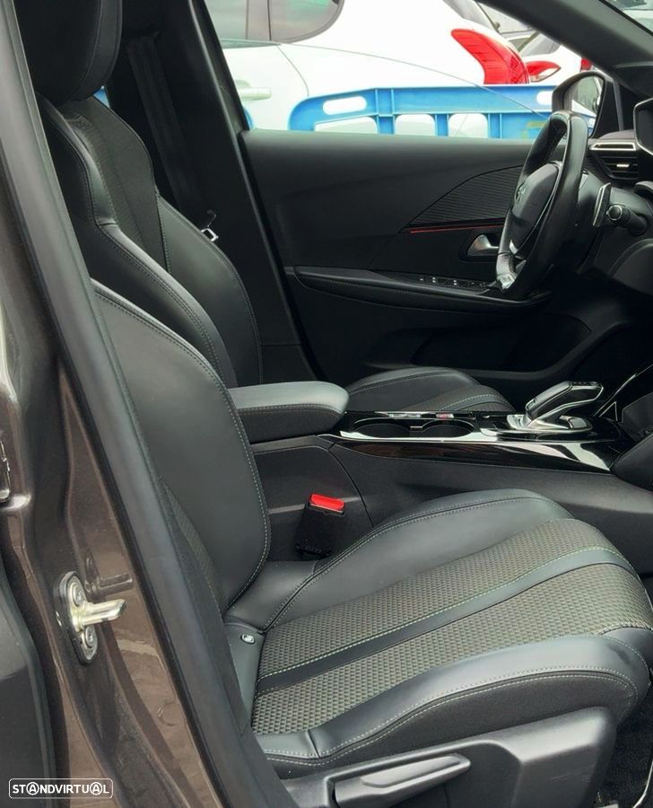 Peugeot 208 1.2 PureTech GT Line EAT8 - 12