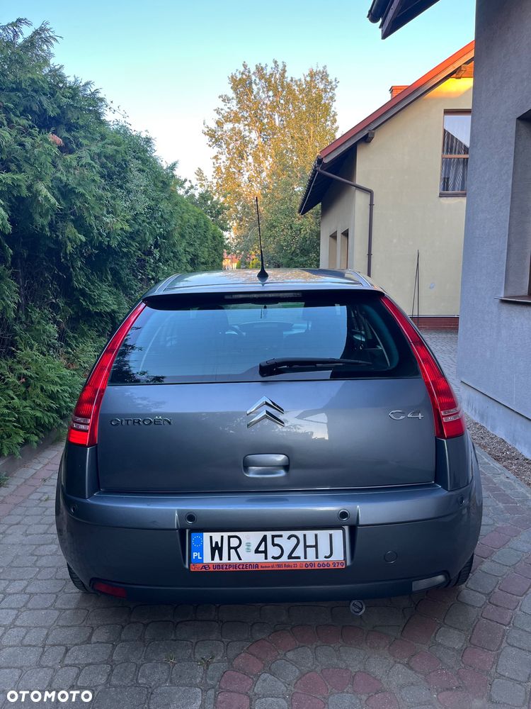 Citroën C4 1.4 16V Impress - 3