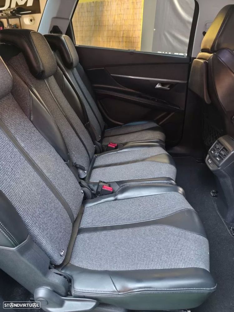 Peugeot 5008 1.6 BlueHDi Allure EAT6 J18 - 13