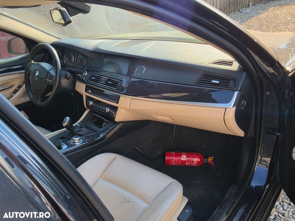 BMW Seria 5 520d - 5