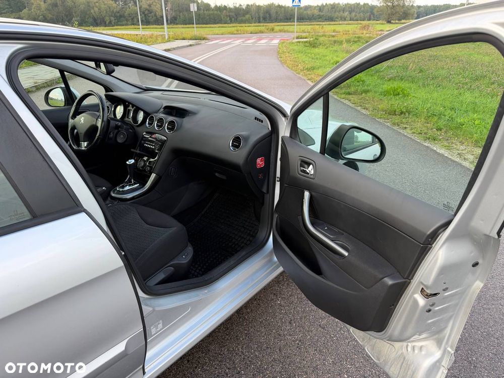 Peugeot 308 - 13