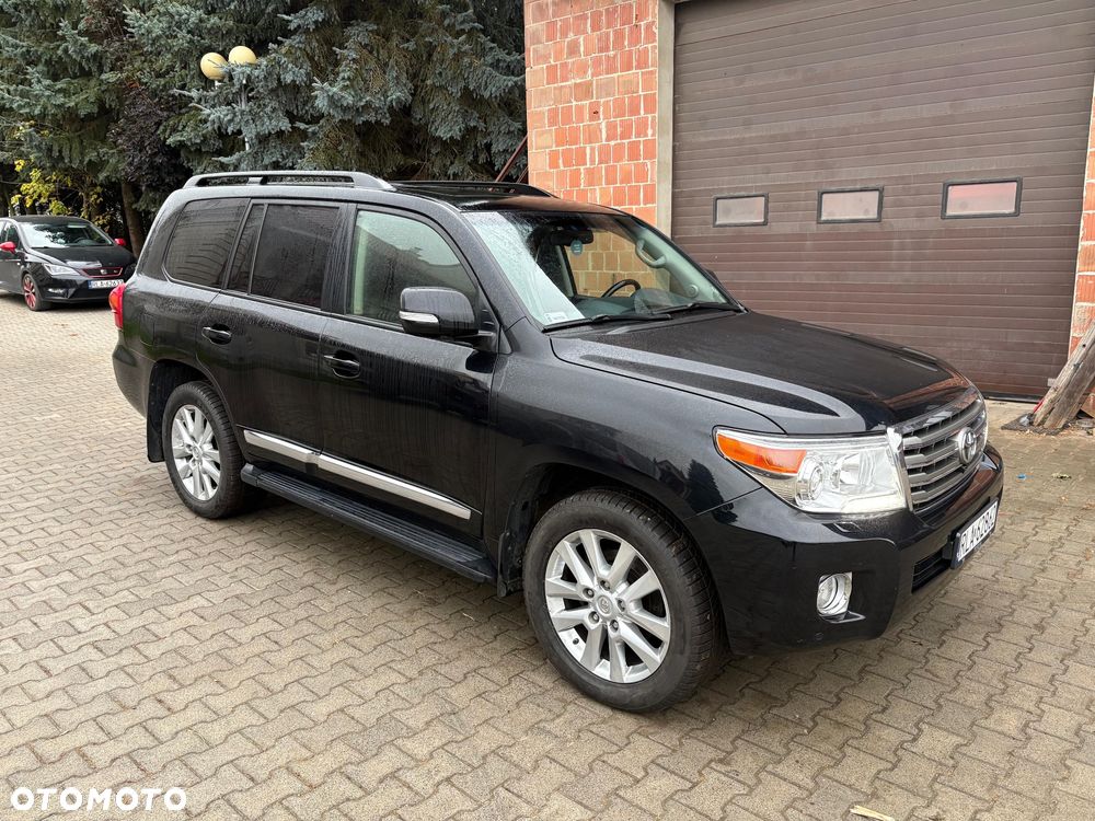 Toyota Land Cruiser 2015 photo 2