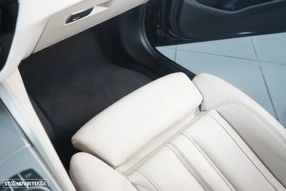BMW 530 e Pack M - 41