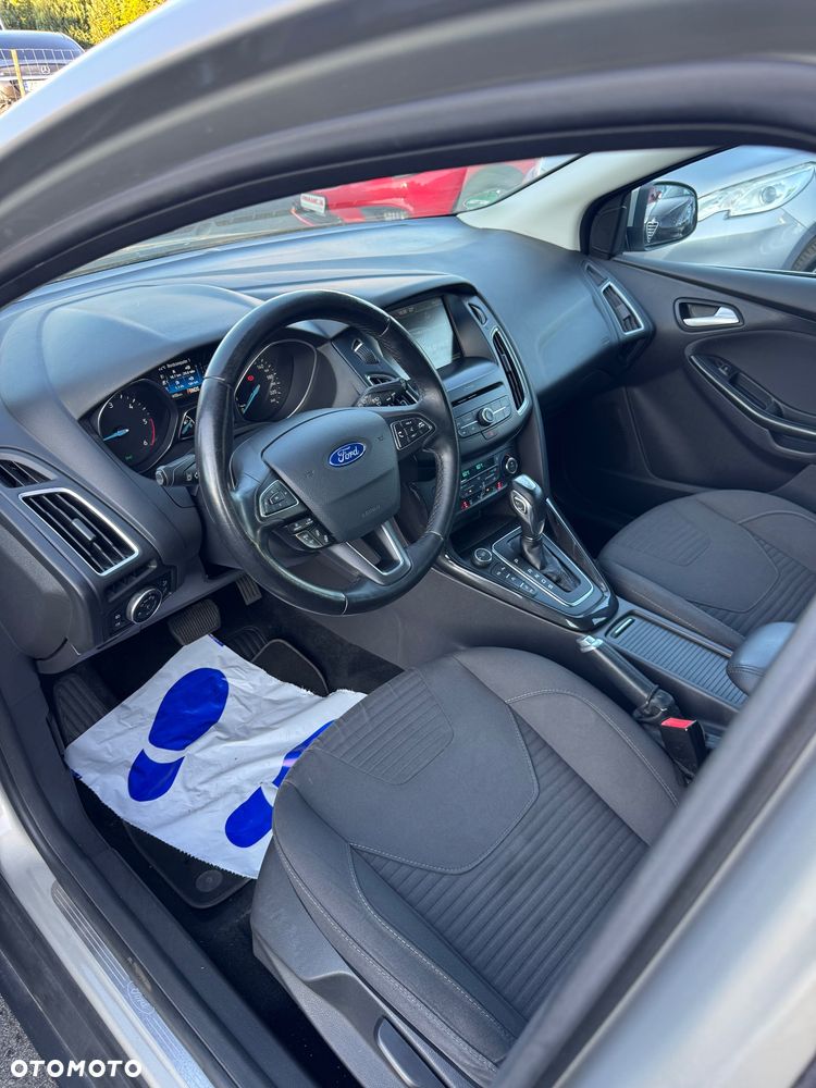 Ford Focus - 21