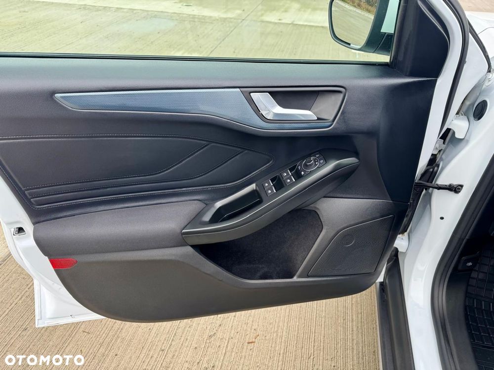 Ford Focus 1.5 TDCi DPF Start-Stopp-System Business - 32