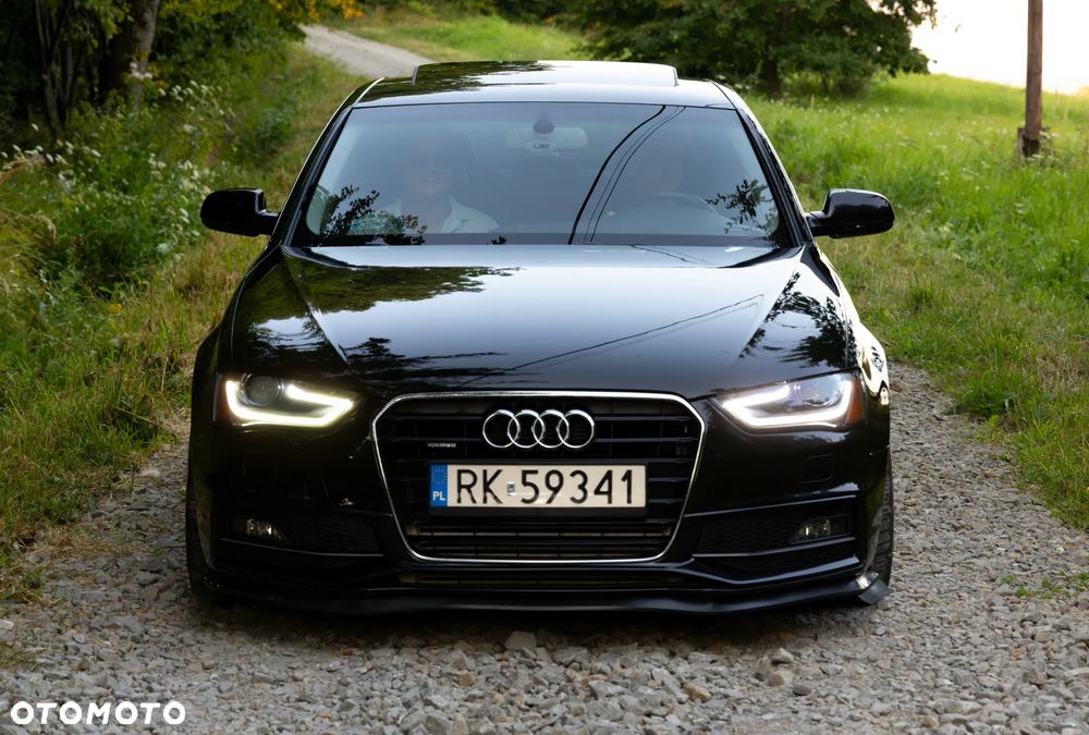 Audi A4 Limousine - 3