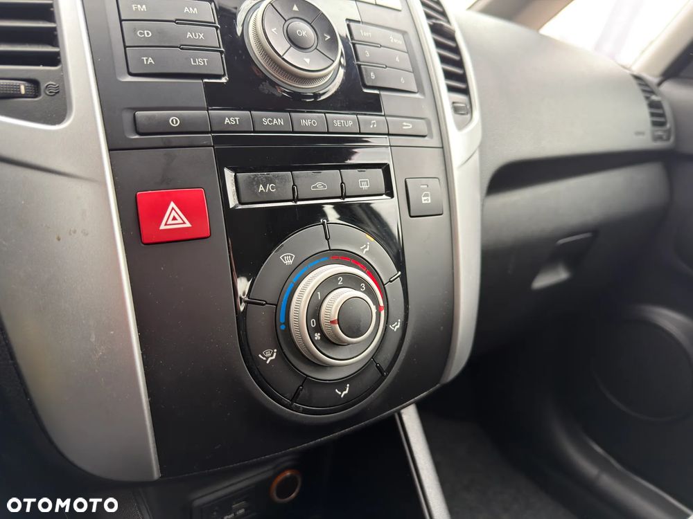 Kia Venga 1.4 CVVT Attract - 21