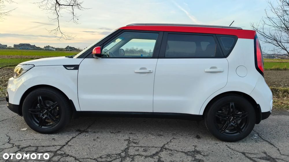 Kia Soul 1.6 GDI White&Red Edition - 6