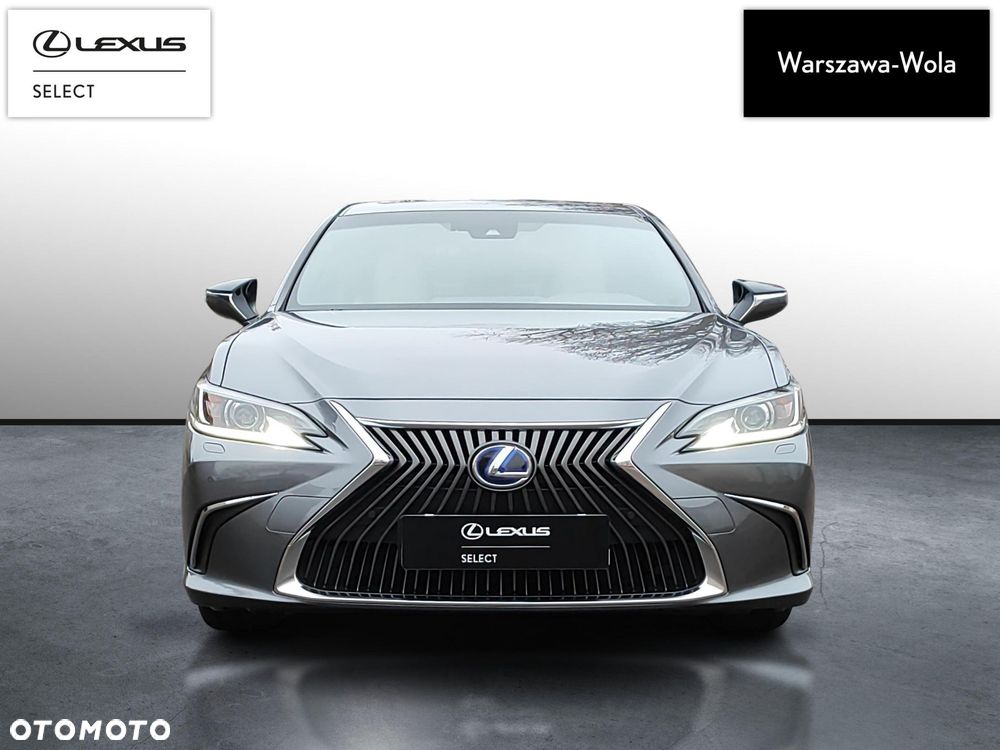 Lexus ES - 8