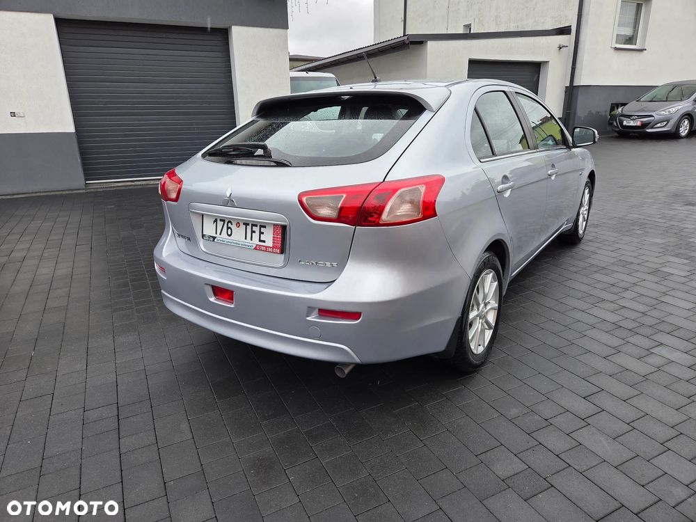 Mitsubishi Lancer Sportback 1.6 ClearTec - 5