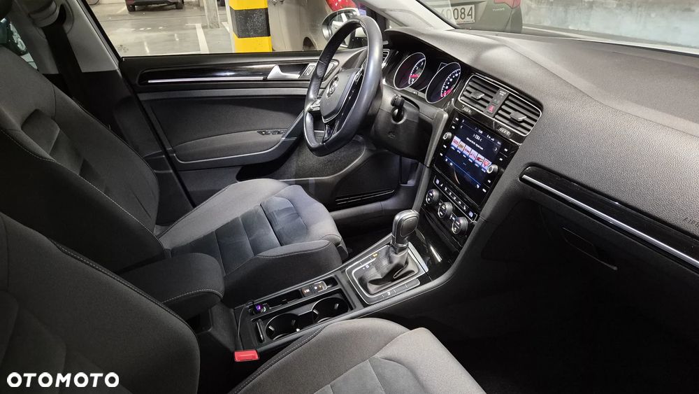 Volkswagen Golf VII 1.5 TSI BMT Evo Highline DSG - 11