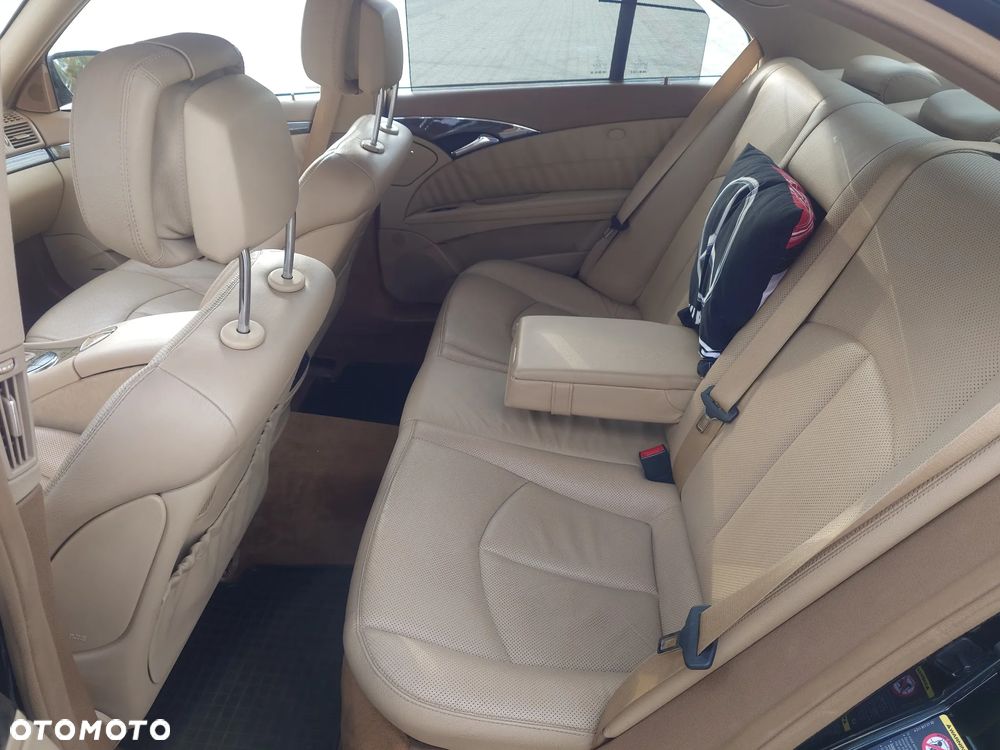 Mercedes-Benz Klasa E 350 Avantgarde - 13