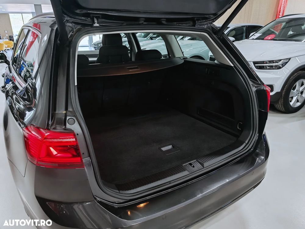 Volkswagen Passat 2.0 TDI SCR DSG Business - 16