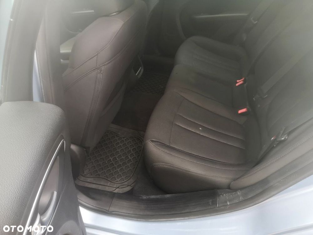Chrysler 200 - 19