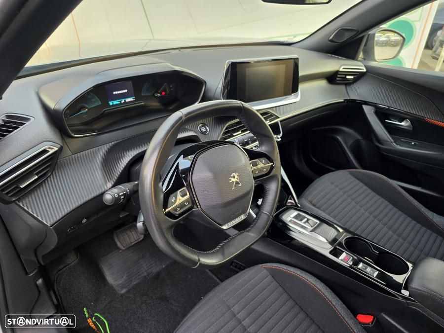 Peugeot e-2008 50 kWh Active Pack - 26